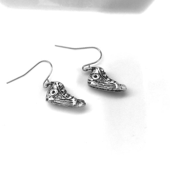 Miniature Running Shoes Sneakers High Tops Sneaker head Gift charm Earrings - Picture 3 of 4